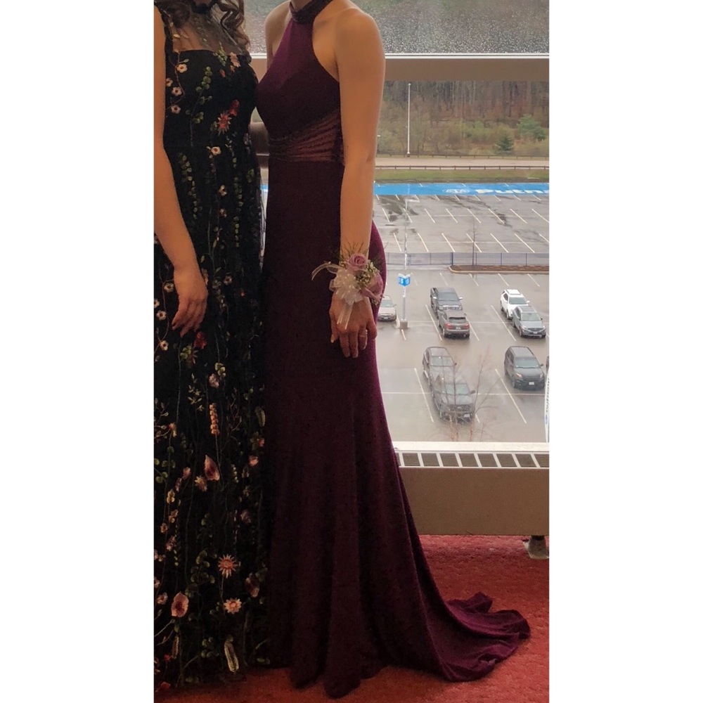 I Wore It Once For Prom, Not Going To Use It Again - image 1